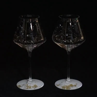 ワイングラスぺルラ2個セット　古代金箔純白 イメージ