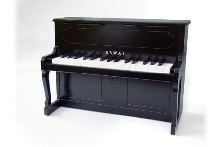 カワイミニアップライトピアノ　ブラック イメージ