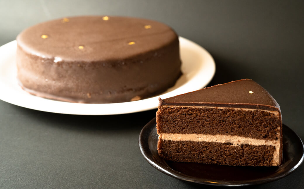 ザッハトルテ（チョコレートケーキ）直径18ｃｍ イメージ